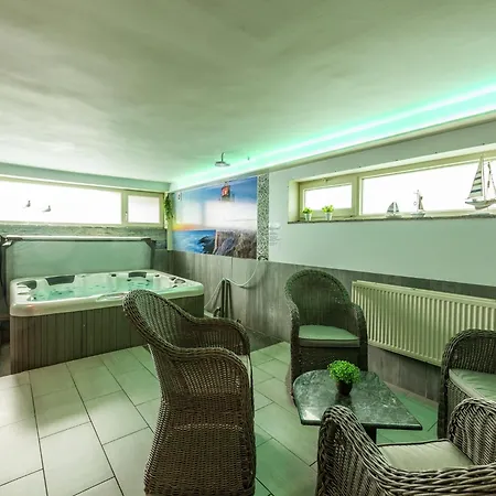 Beachside W Sauna, Cleaning Included Villa *